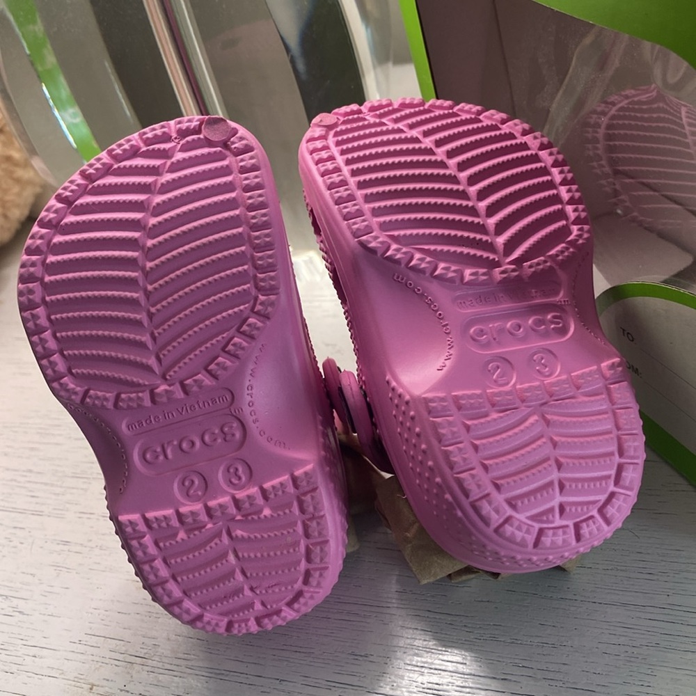 Crocs Littles Size Toddler 2/3 Taffy Pink - Picture 8 of 8